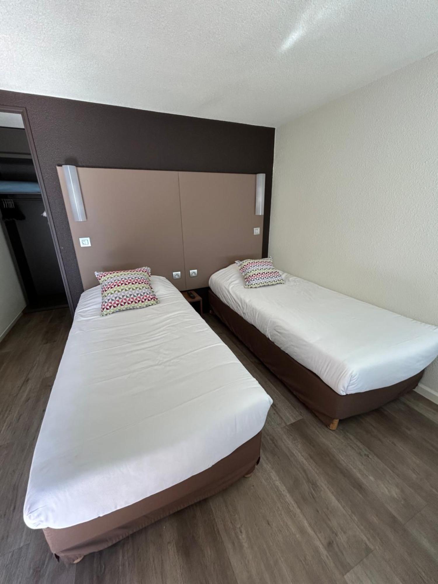 Campanile Sable-Sur-Sarthe Vion Hotell Exteriör bild