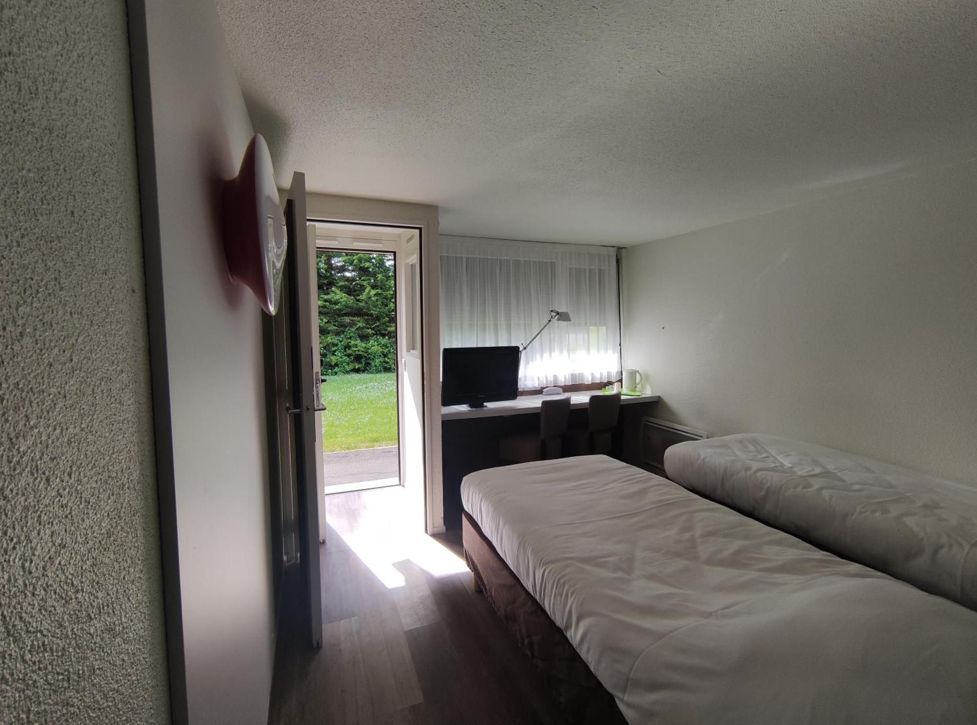 Campanile Sable-Sur-Sarthe Vion Hotell Exteriör bild