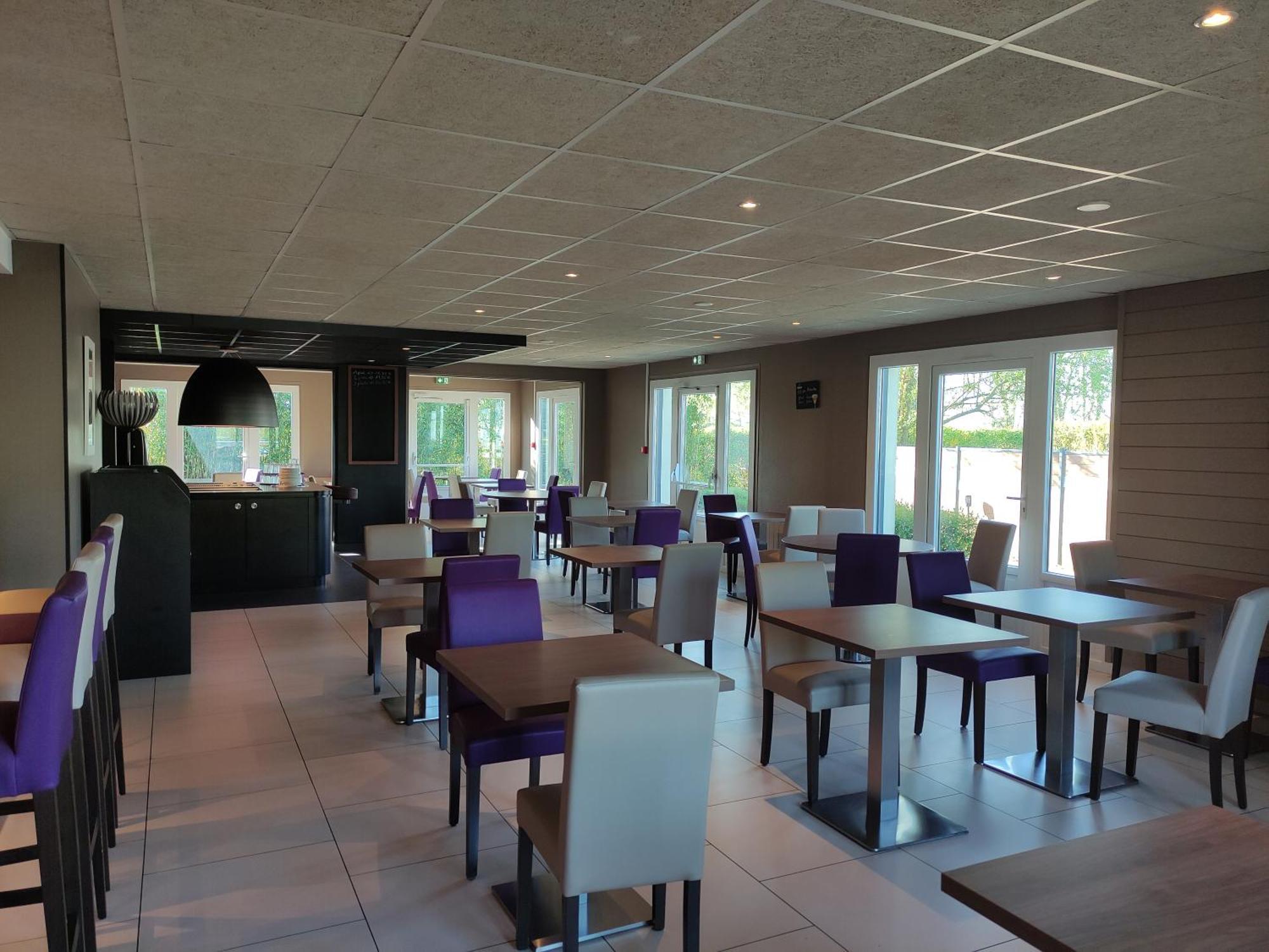 Campanile Sable-Sur-Sarthe Vion Hotell Exteriör bild